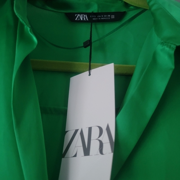 ZARA NWT satin long sleeve Blouse. - Picture 6 of 9